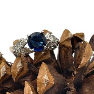 Sapphire Petite Blue Round CZ Polished Silver - NWT Size 5